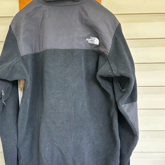 The North Face
Denali Fleece Jacket - Picture 2 of 6